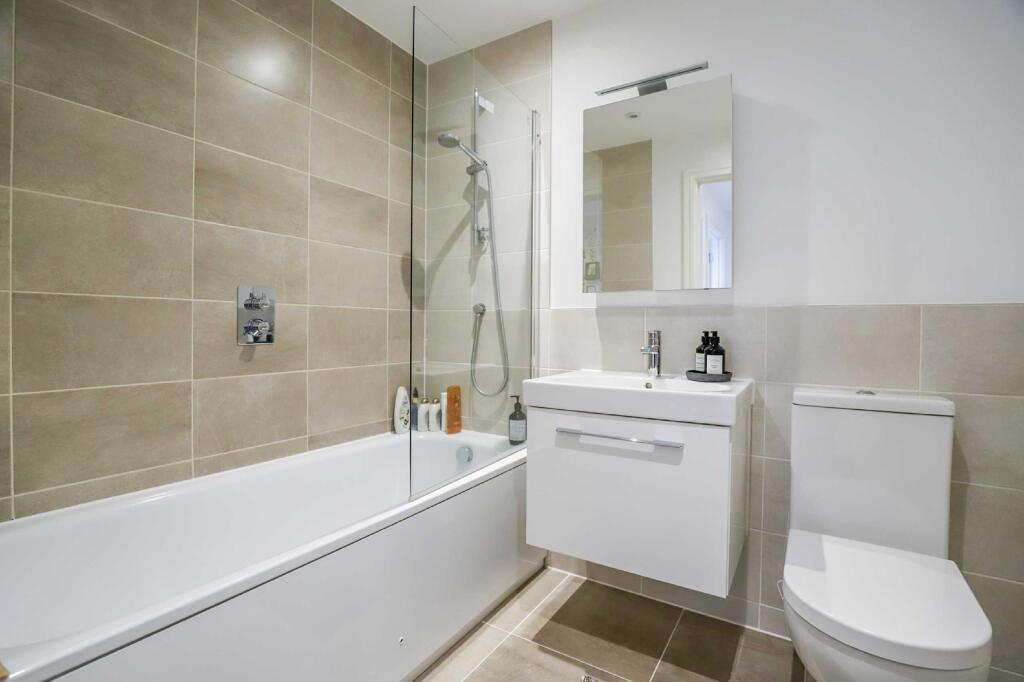 Additional image 5 of King House, Victoria Street, St. Albans, Hertfordshire, AL1