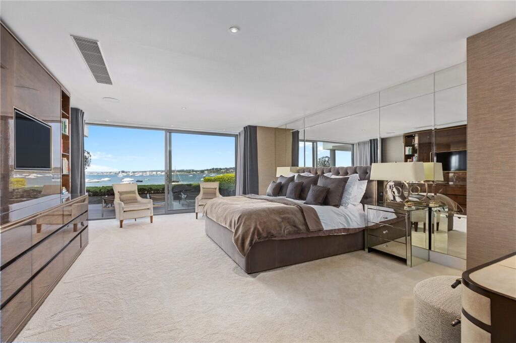 Additional image 13 of Moondance, 20 Panorama Road, Poole, Dorset, BH13