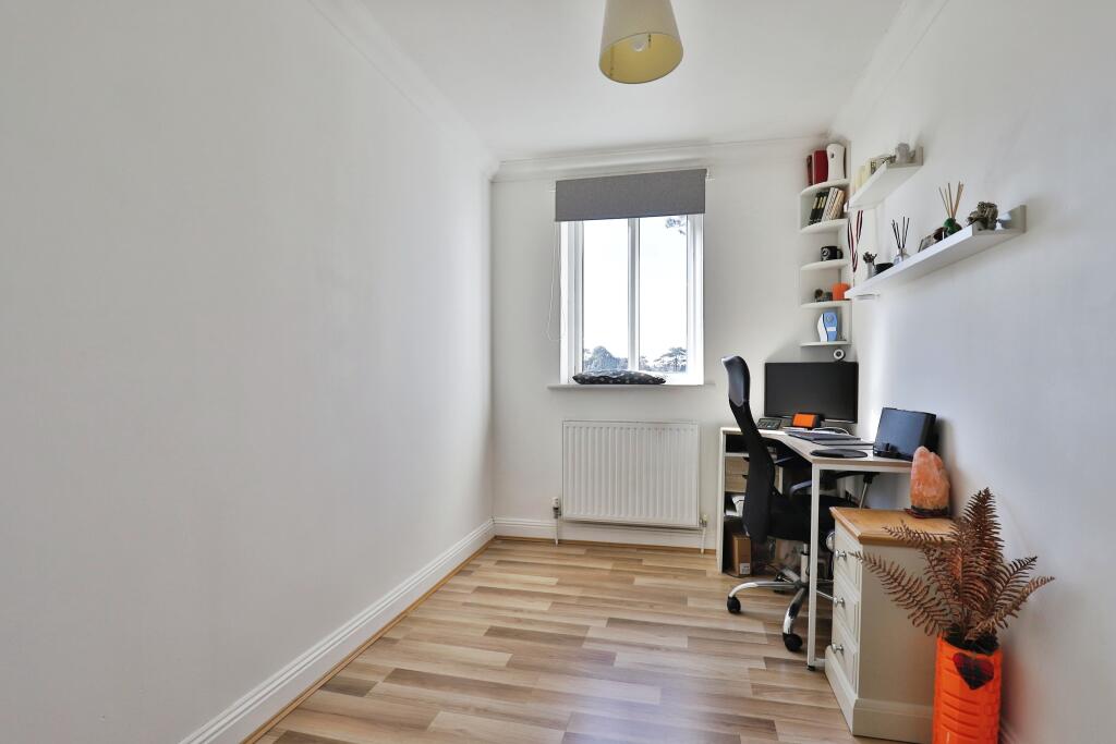 Additional image 7 of Kings Park Drive, BOURNEMOUTH, Dorset, BH7