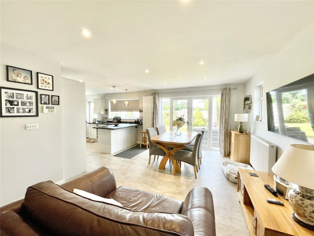 Additional image 7 of Smugglers Lane North, Highcliffe On Sea, Christchurch, Dorset, BH23