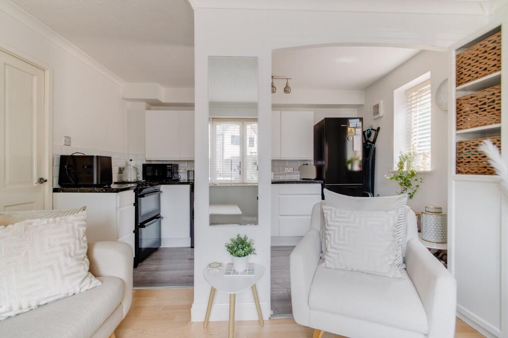 Additional image 4 of Daffodil Way, Birmingham, West Midlands, B31