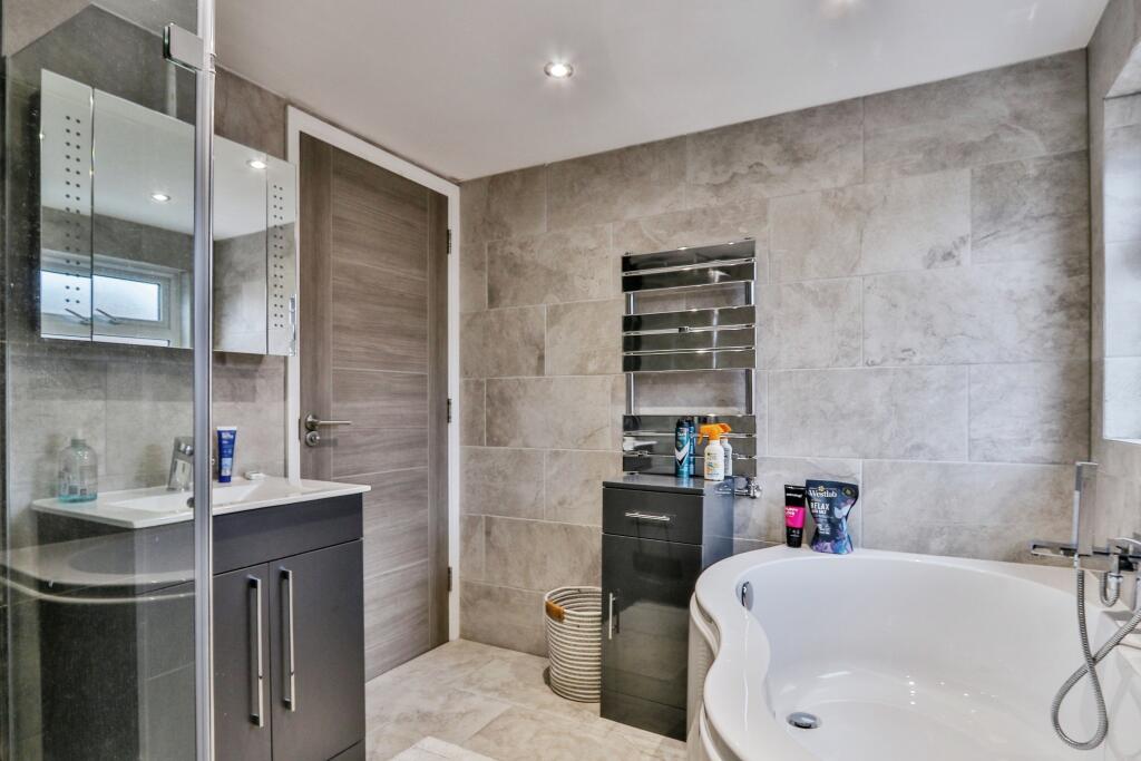 Additional image 9 of Strathmore Road, MUSCLIFF, Bournemouth, Dorset, BH9