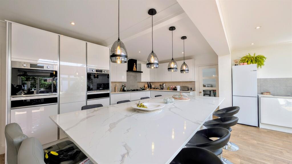 Additional image 6 of Central Avenue, Worthing