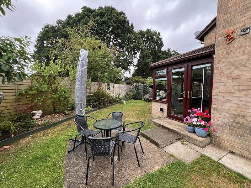 Additional image 11 of Aysha Close, New Milton, Hampshire. BH25 5PQ
