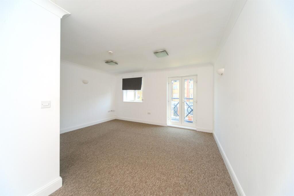 Additional image 12 of Santa Cruz Drive, Eastbourne