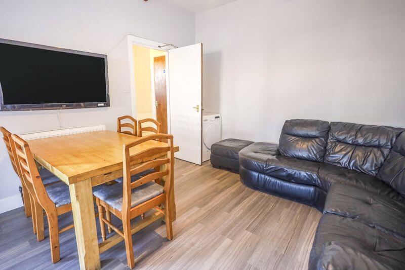 Additional image 12 of Room To Let - Heron Court Road, Bournemouth