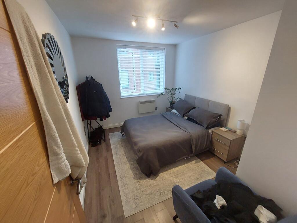 Additional image 6 of The Mint