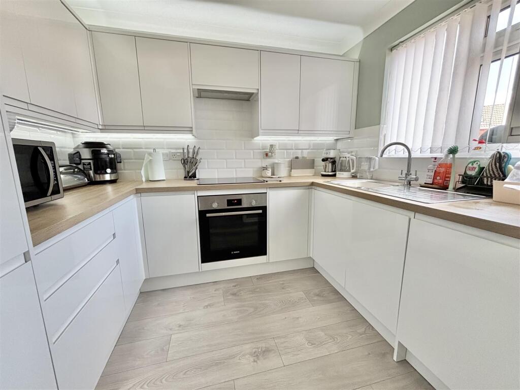 Additional image 6 of Hop Close, Poole