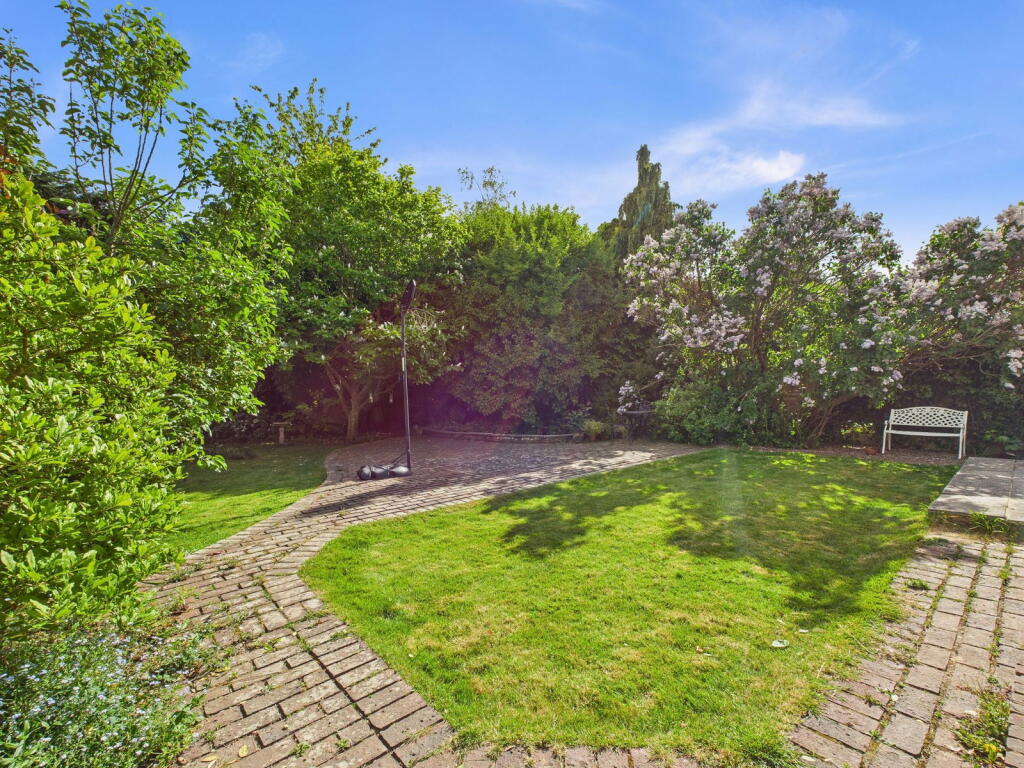 Additional image 3 of Poulters Lane, Worthing, BN14 7SY