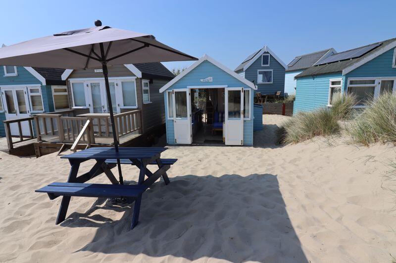 Additional image 10 of Mudeford Sand Spit hut 241