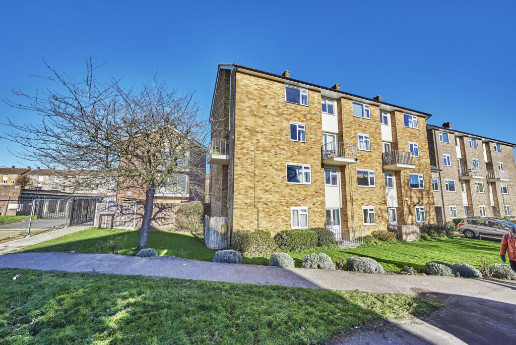 The Ridgeway, St. Albans, Hertfordshire, AL4