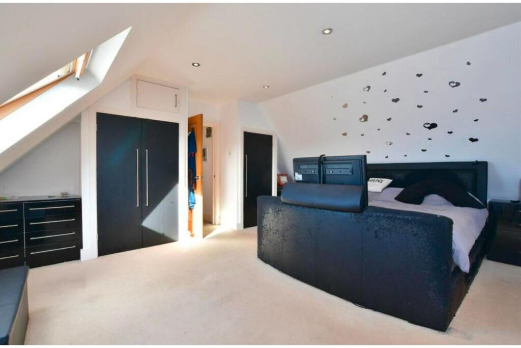 Additional image 6 of The Ridgway, Brighton, BN2