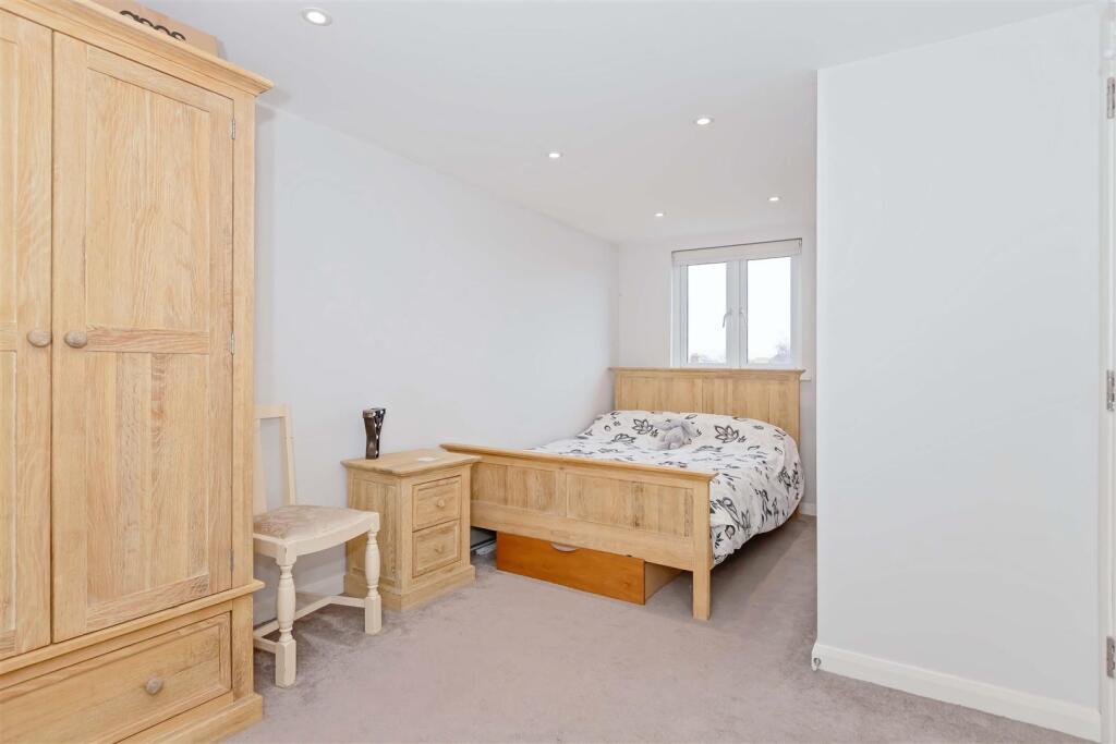 Additional image 25 of Grand Avenue, Worthing