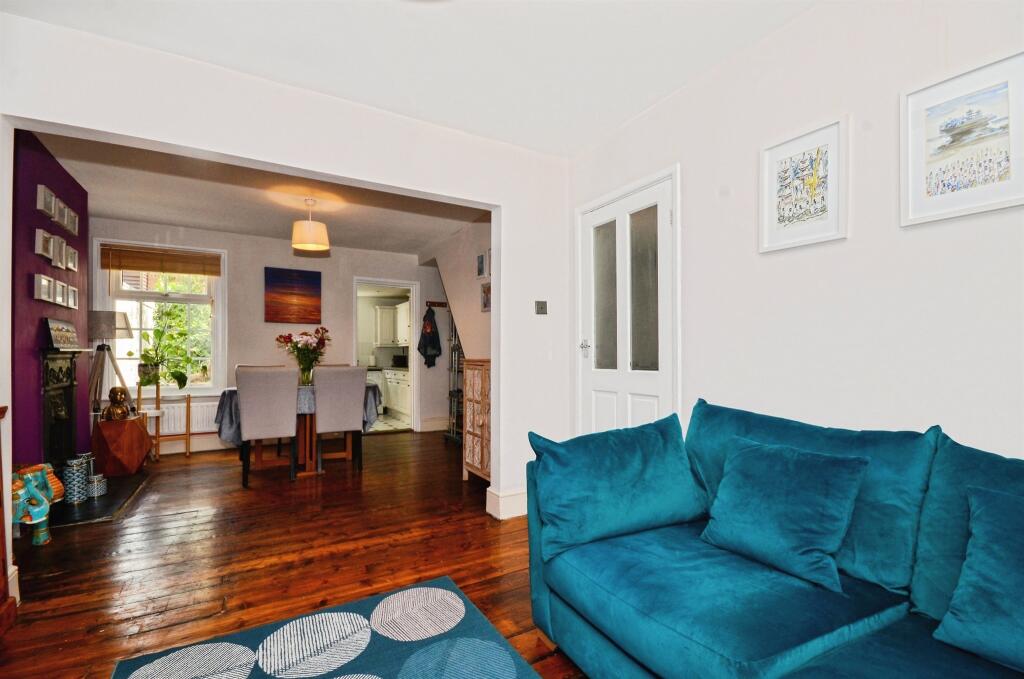 Additional image 4 of High Street, London Colney, St. Albans