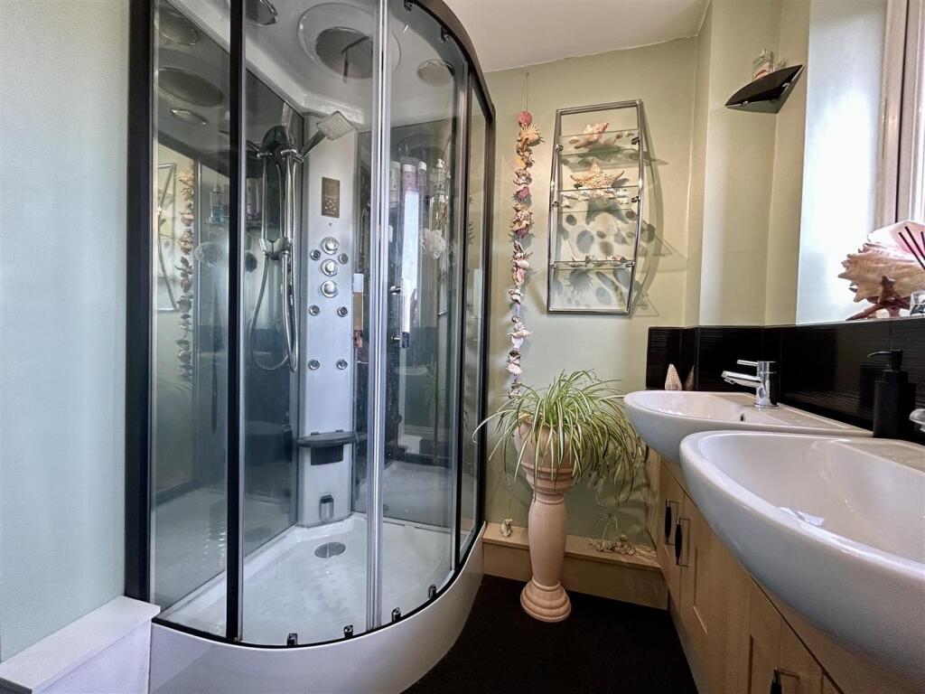 Additional image 21 of Heathy Farm Close, Birmingham