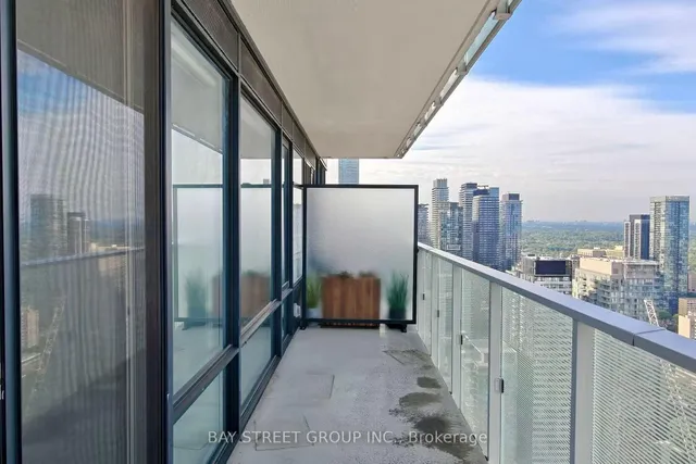 Additional image 14 of 501 Yonge St Unit 4506