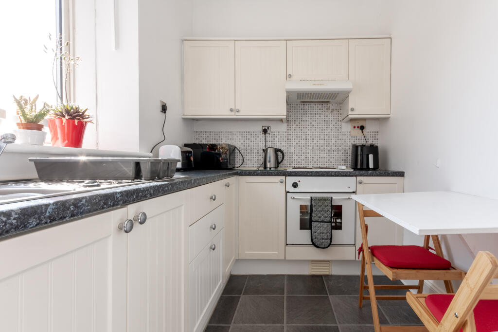 Additional image 2 of 44 Summerfield Terrace, The City Centre, Aberdeen, AB24