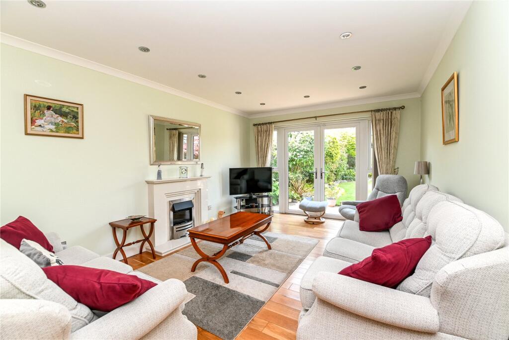 Additional image 2 of Fenleigh Close, Barton on Sea, New Milton, Hampshire, BH25