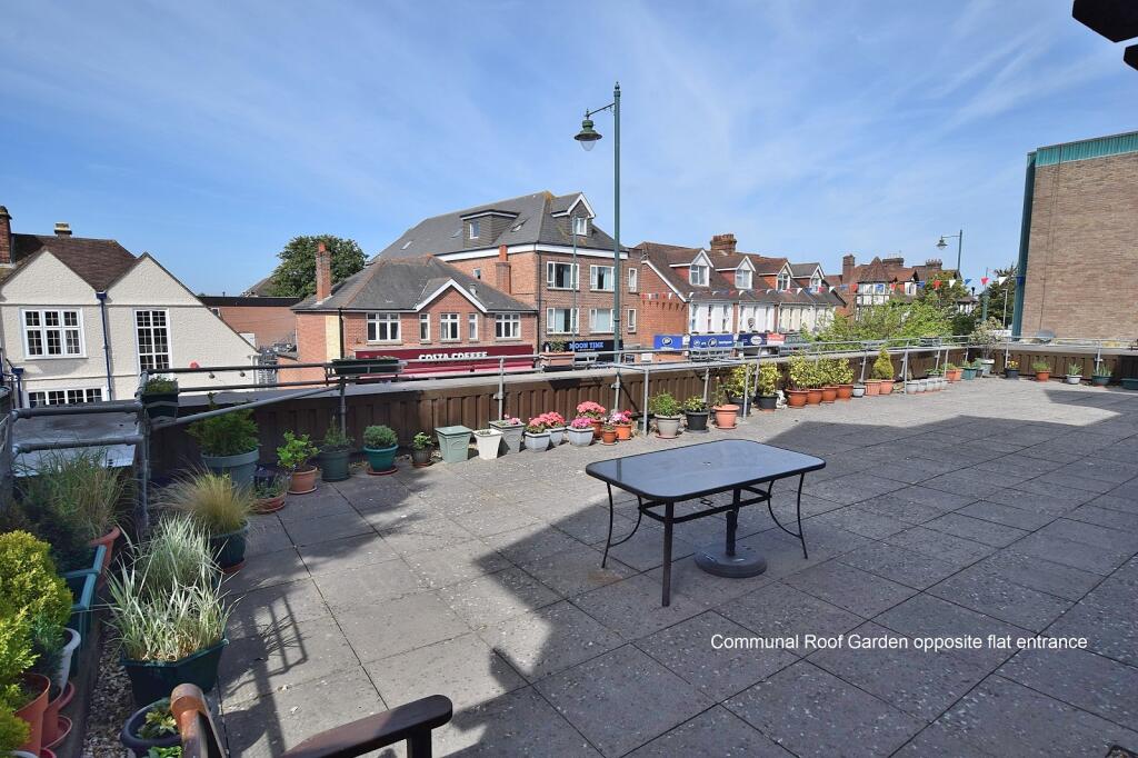 Additional image 9 of Station Road, New Milton, Hampshire. BH25 6HX