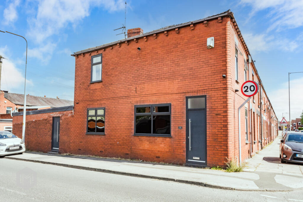 Smethurst Lane, Bolton, Greater Manchester, BL3 3QE