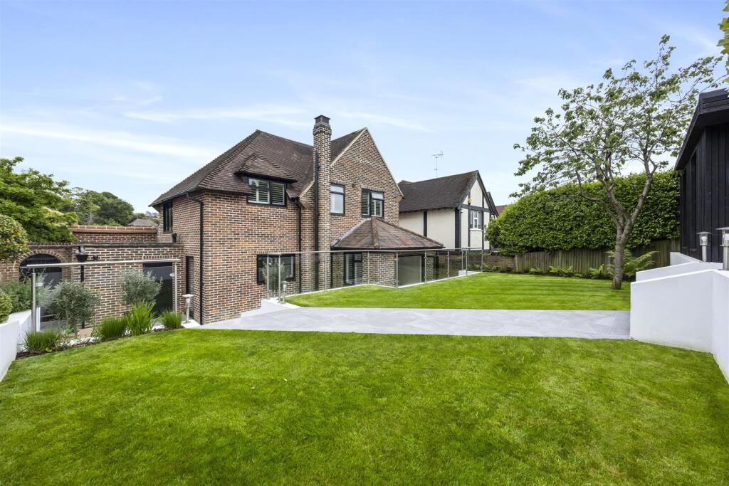 Additional image 31 of Brangwyn Way, Brighton