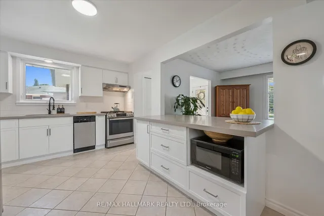 Additional image 11 of 32 Warwick Crt