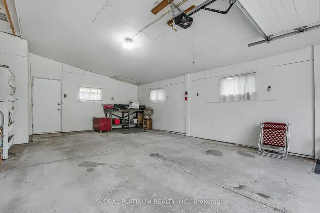 Additional image 23 of 105 Silverspring Cres