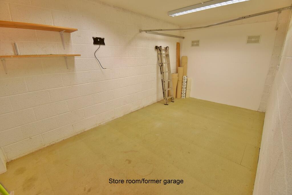 Additional image 18 of White Oaks Close, Ferndown, BH22