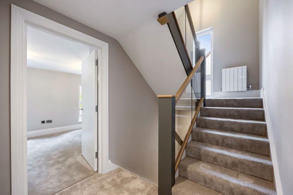 Additional image 18 of Homefield Road, Worthing, BN11 2HZ