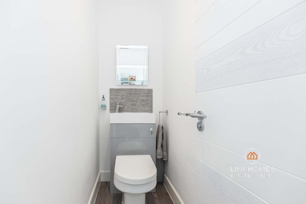 Additional image 21 of Beech Close, Broadstone, BH18