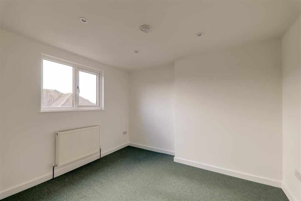 Additional image 17 of Hertford Road, Worthing, BN11