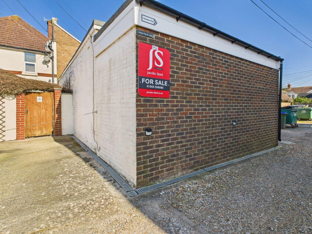 Additional image 11 of Gardiner Place, Worthing, BN11