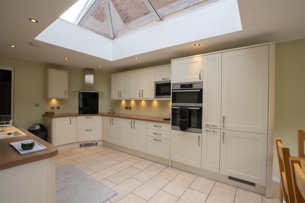 Additional image 10 of Deanbrook Close, Solihull