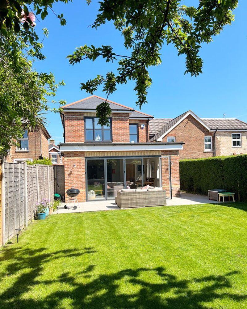 Beautifully Maintained House Share - Available Now | Wallisdown | £750 pcm (All Bills Included)