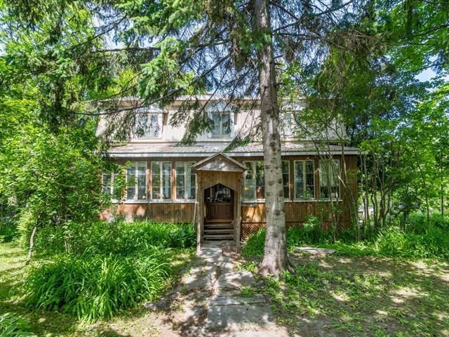 2102 Ch. Ste-Foy|Québec (Sainte-Foy/Sillery/Cap-Rouge), Quebec G1V1R8