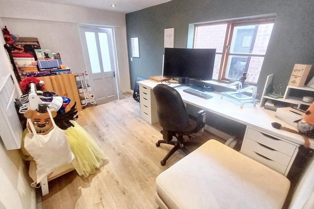 Additional image 14 of Verwood