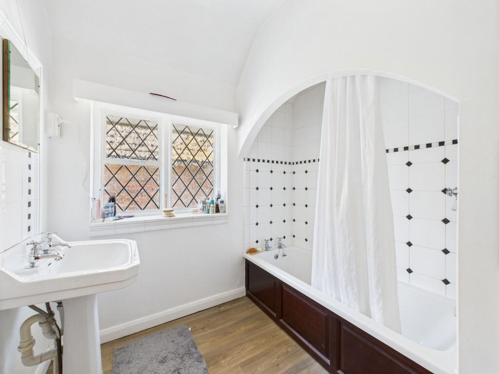 Additional image 17 of George V Avenue, Worthing, BN11