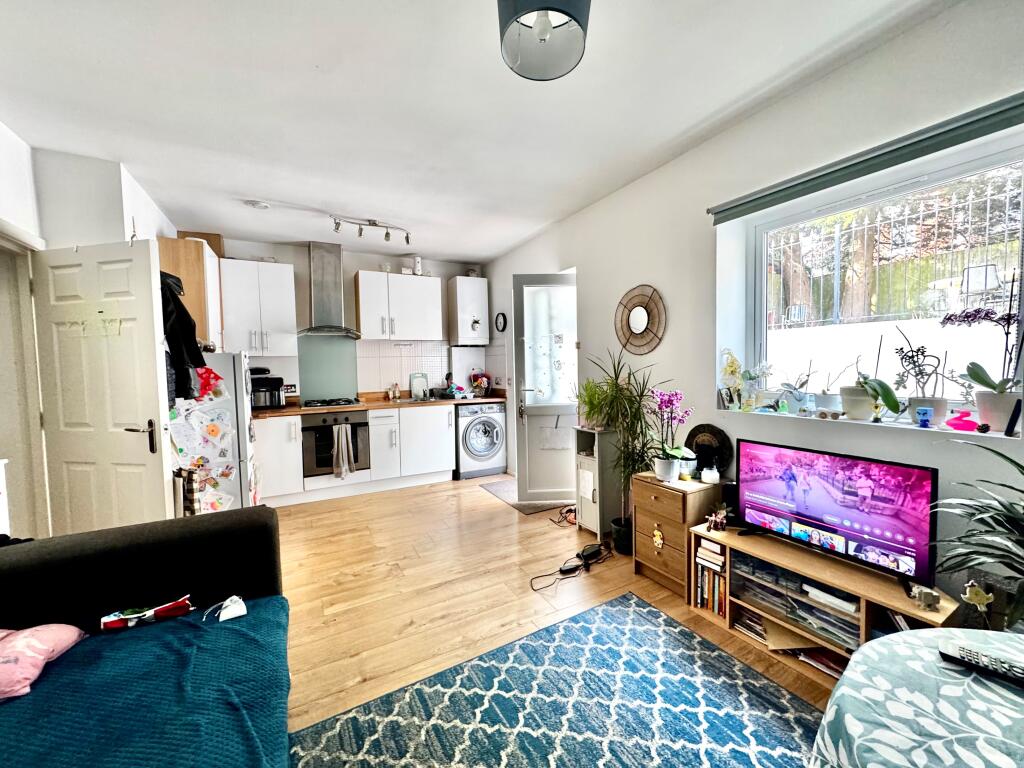 Additional image 4 of Hamilton Road, Bournemouth BH1