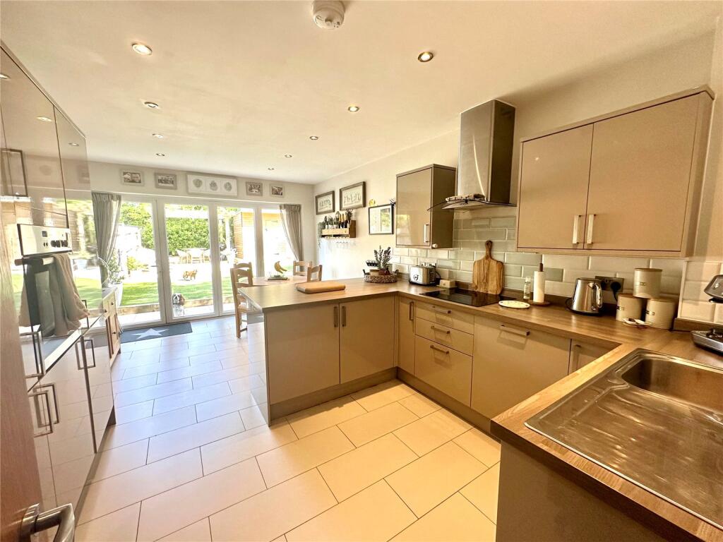 Additional image 5 of Woolsbridge Road, Ashley Heath, Ringwood, BH24