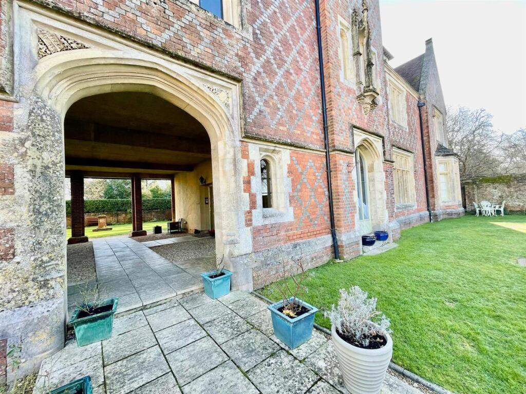 Additional image 4 of Grammar School Lane, Wimborne