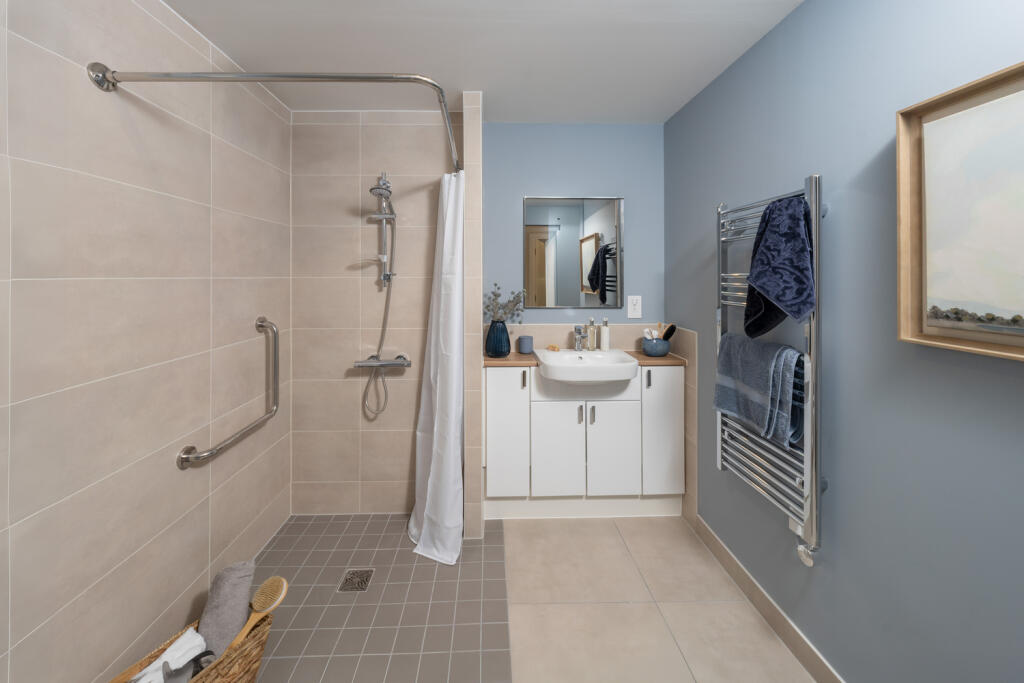 Additional image 4 of Market House, 17 Ensor Mews, Wimborne, Dorset, BH21 1WW