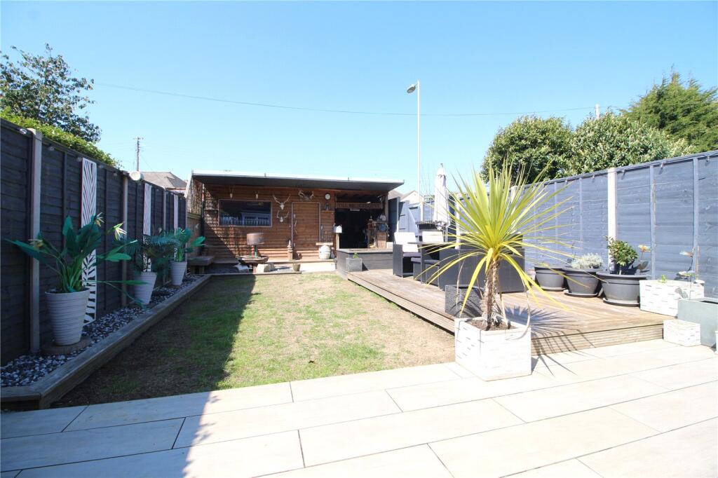 Additional image 15 of Willowdene Close, New Milton, Hampshire, BH25