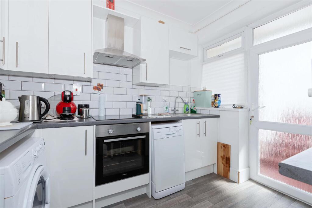 Additional image 7 of George V Avenue, Worthing