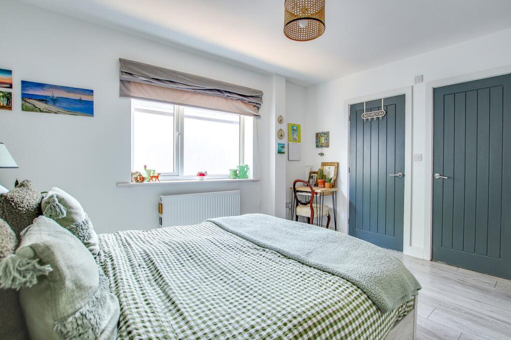 Additional image 11 of Manning Avenue, Highcliffe, Christchurch, BH23