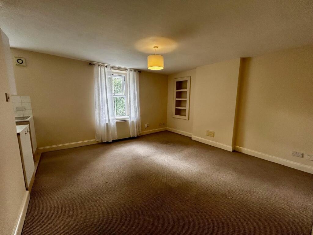 Additional image 3 of 4 Stoke House, 24 Christchurch Street West, Frome