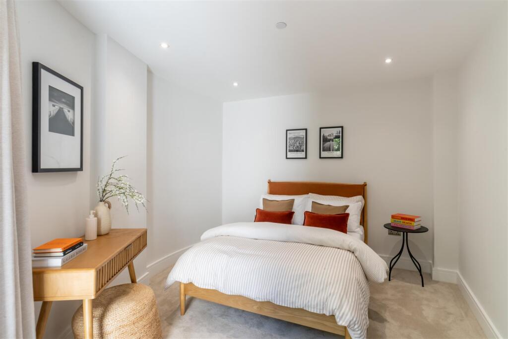 Additional image 13 of Studland Road, Alum Chine