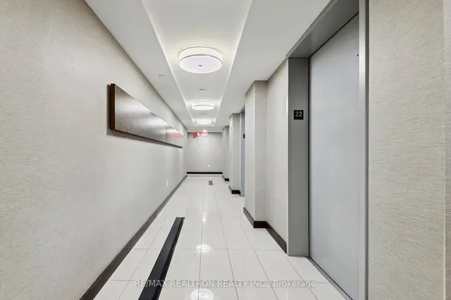 Additional image 7 of 386 Yonge St Unit 2201