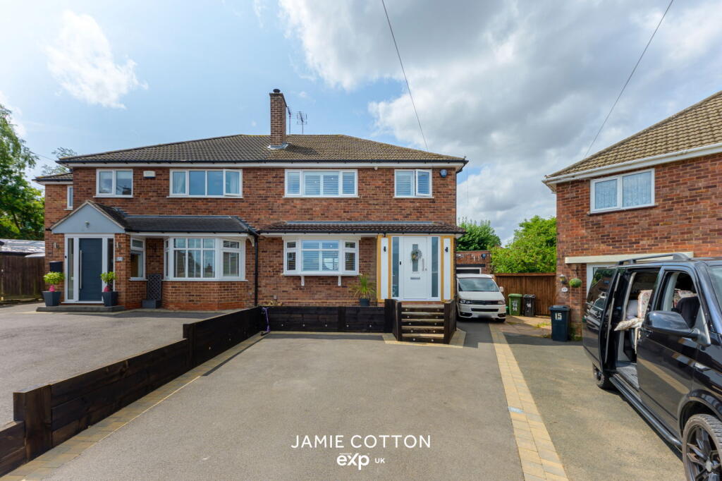 Property image for Hollybank Grove, Halesowen, B63 1BT