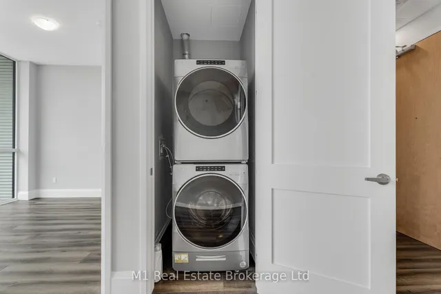 Additional image 14 of 60 Charles St Unit 3001