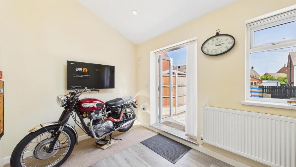 Additional image 6 of Yew Tree Lane, Rowley Regis